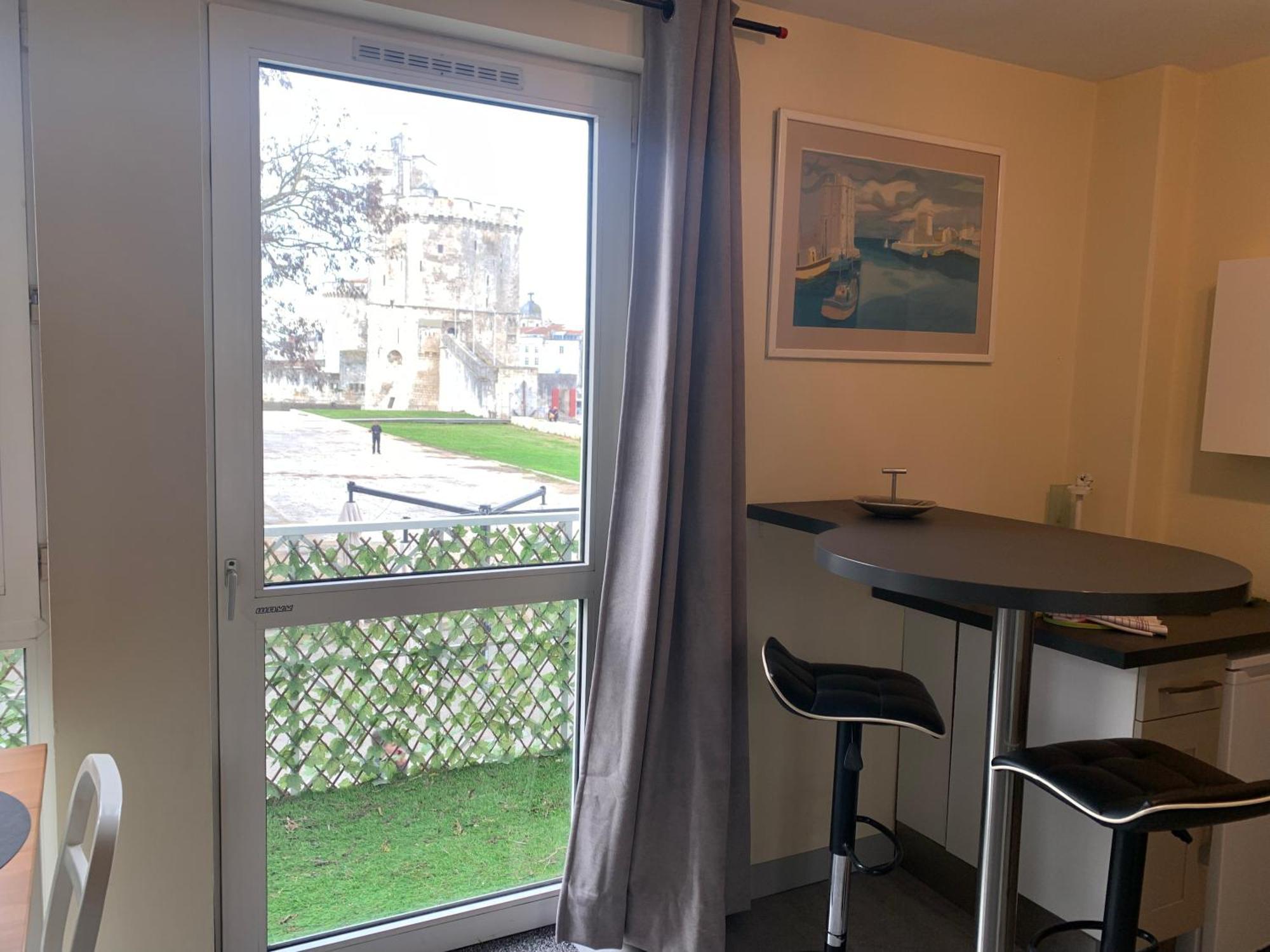 Apartmán Les 3 Tours Et Parking La Rochelle  Exteriér fotografie