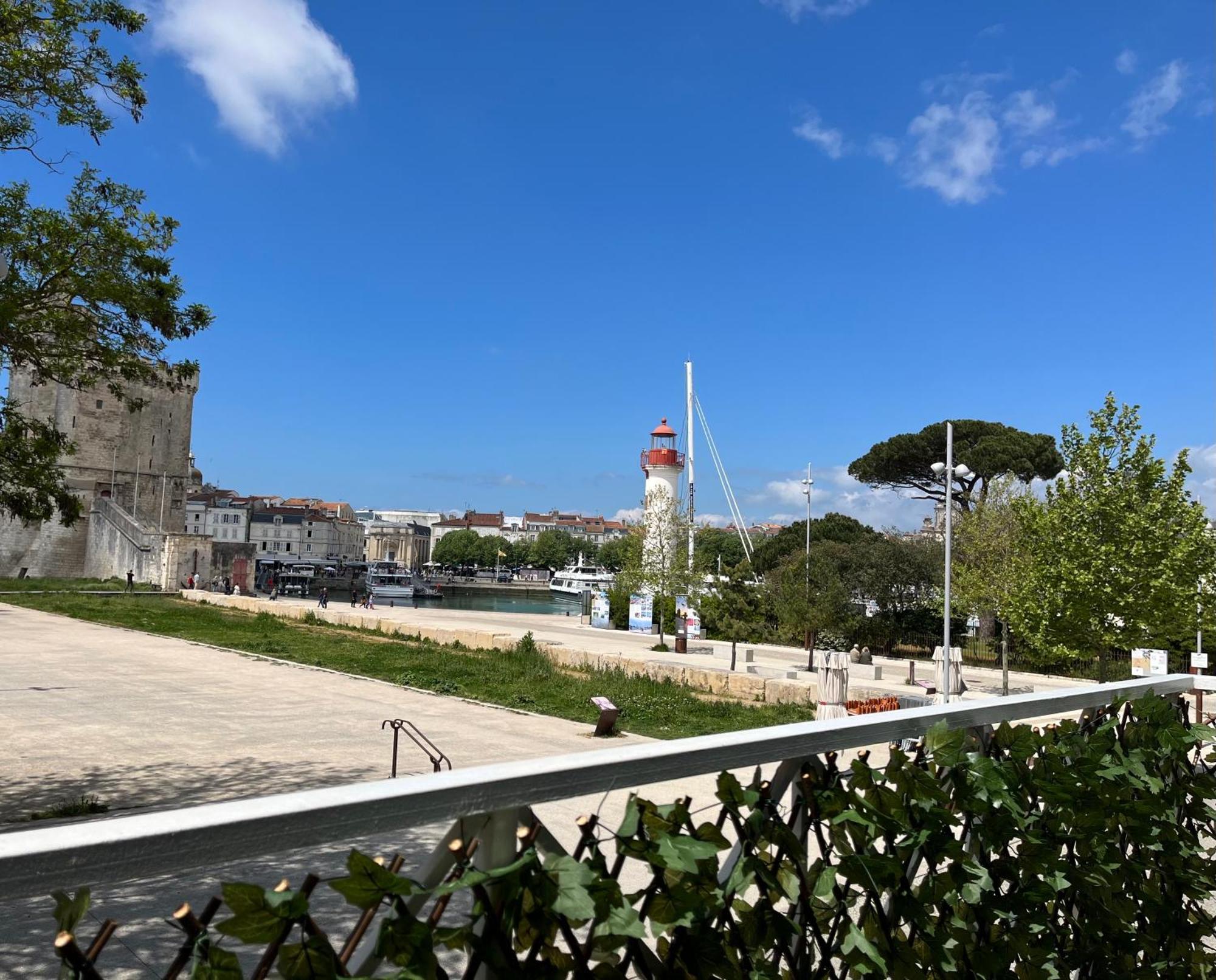 Apartmán Les 3 Tours Et Parking La Rochelle  Exteriér fotografie